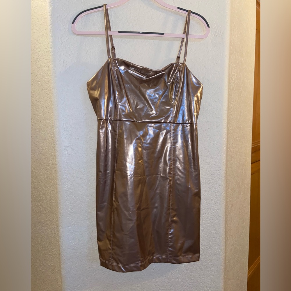 L forever 21 Metallic dress NWT